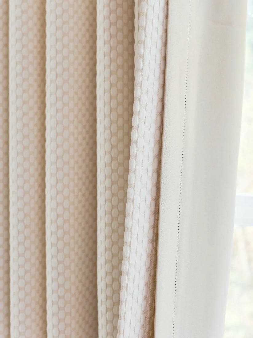 Thermal Curtains “Pearl Drops” – Noise Cancelling, Blackout & Heat Blocking - Image 5