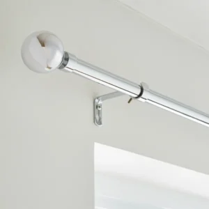 Globe Extendable Metal Eyelet Curtain Pole