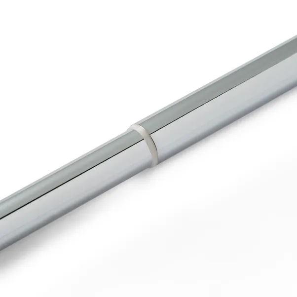 Globe Extendable Metal Eyelet Curtain Pole