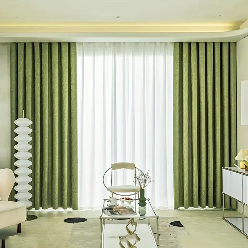 Leaf Pattern Velvet Curtains 2 Pcs